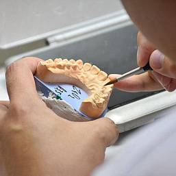 Стоматологическая клиника Специалисты познакомились с возможностями зуботехнической лаборатории «СМ-Стоматология»  фото 9